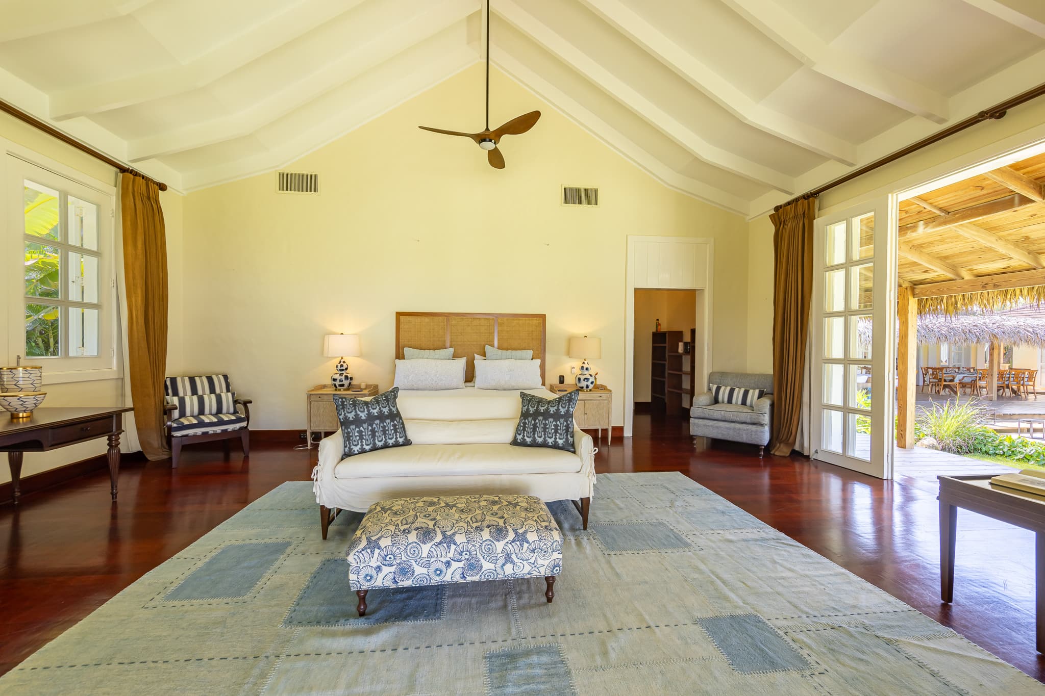 Bedroom 1 (Master 1)